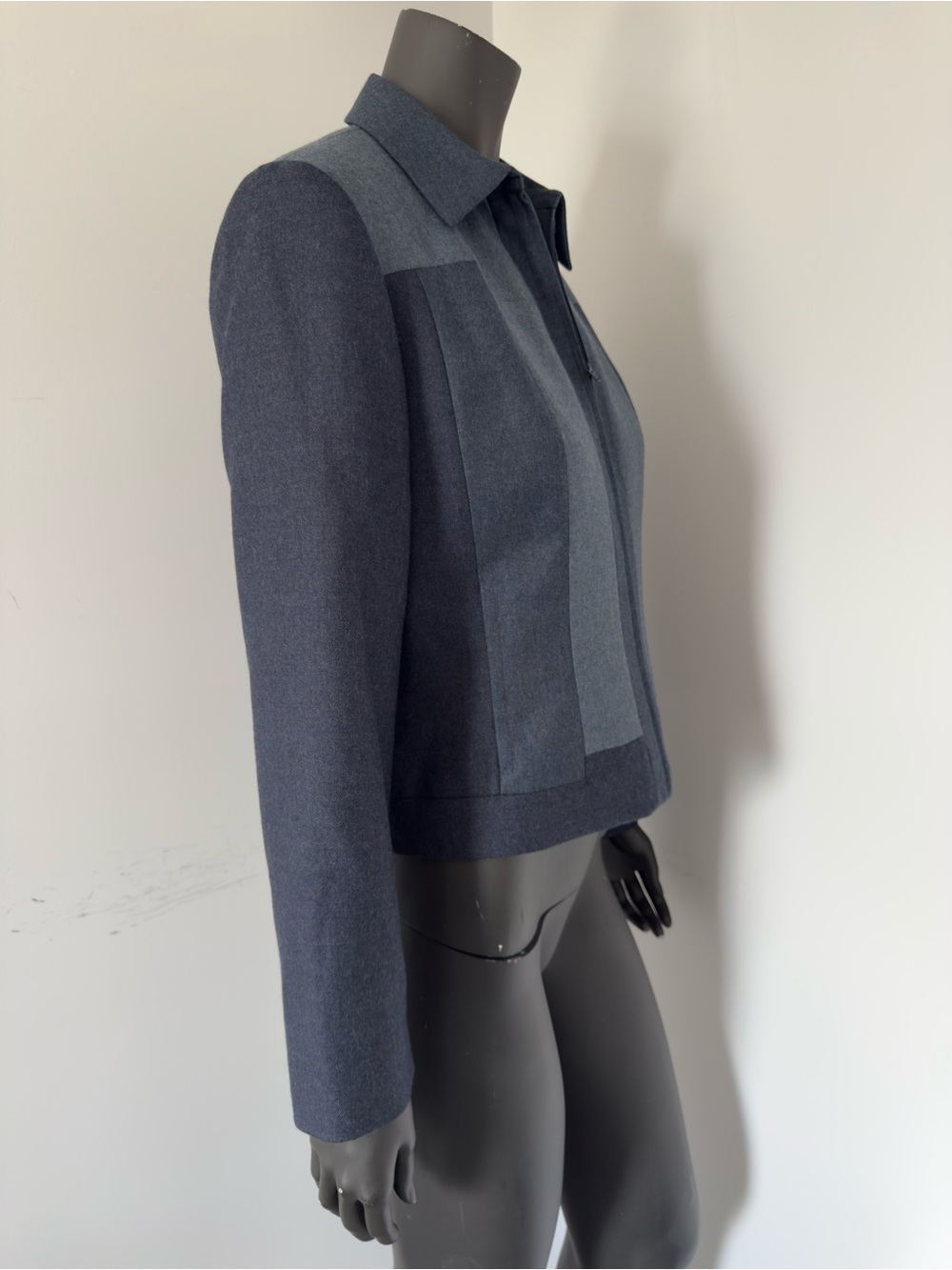 108. Simon Chang Wool Two-Tone Blue Zip Jacket - Picture 7 of 7